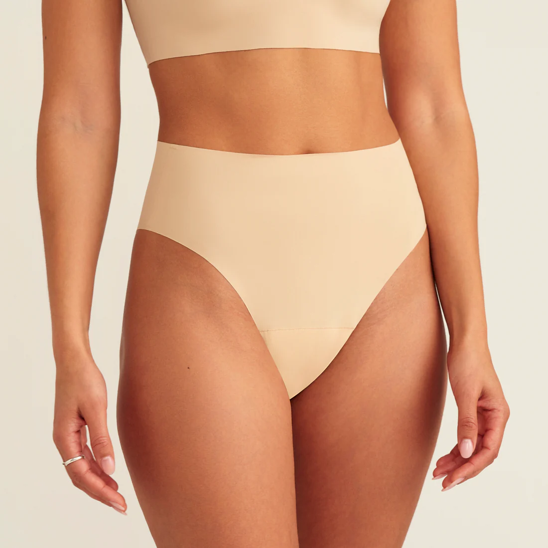 Highwaist Seamless Cheeky beige - Image 3